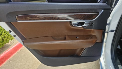 Used 2018 Volvo S90 T5 Momentum w/ Convenience Package image 25