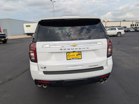Used 2023 Chevrolet Suburban Premier image 7