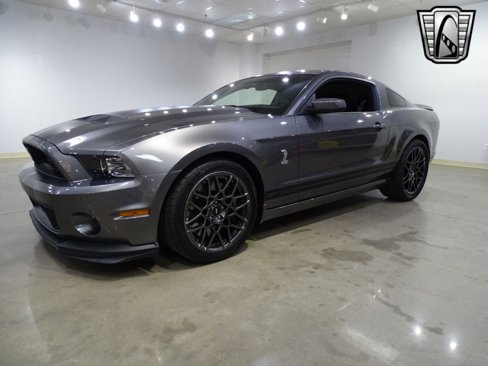 Used 2014 Ford Mustang Shelby GT500 w/ Equipment Group 821A image 2