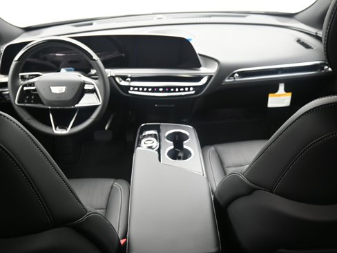 New 2026 Cadillac Lyriq Luxury image 10