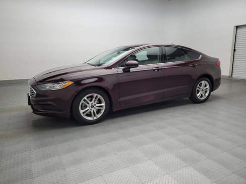 Used 2018 Ford Fusion SE w/ Fusion SE Technology Package image 2