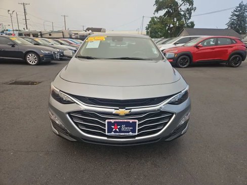 Used 2023 Chevrolet Malibu LT image 2