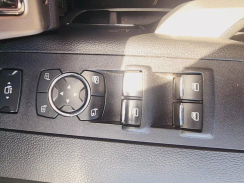 Used 2019 Ford F250 Platinum w/ Platinum Ultimate Package image 32