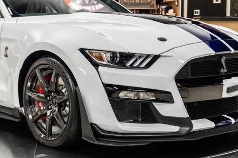 Used 2021 Ford Mustang Shelby GT500 w/ Carbon Fiber Track Pack image 21