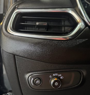 Used 2022 Chevrolet Equinox LT image 15