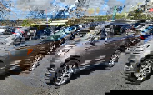 Used 2019 Ford Edge Titanium w/ Cargo Accessory Package image 14