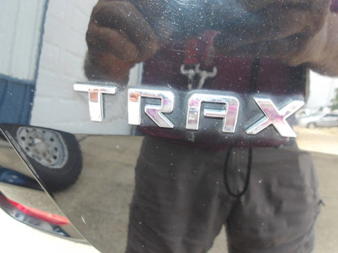 Used 2020 Chevrolet Trax LS w/ Tint and Cruise Package image 33