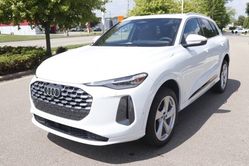 New 2025 Audi Q5 Premium Plus image 9
