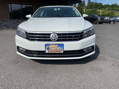 Used 2016 Volkswagen Passat 1.8T SE w/ Lighting Package (P06) image 12