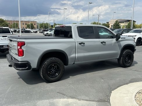Used 2025 Chevrolet Silverado 1500 ZR2 w/ Technology Package image 11