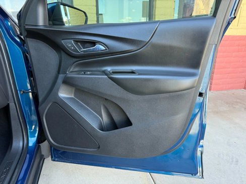 Used 2020 Chevrolet Equinox LT image 25