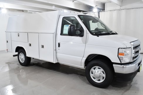 New 2026 Ford E-350 and Econoline 350 Super Duty w/ Power Equipment Group image 8