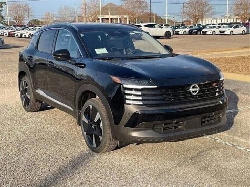 New 2025 Nissan Kicks SR image 1