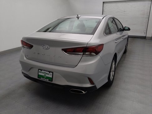 Used 2018 Hyundai Sonata SE image 7