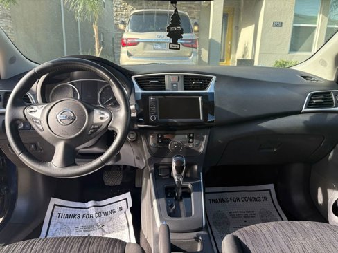 Used 2019 Nissan Sentra SV image 11