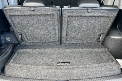Used 2022 Volkswagen Tiguan SE image 16