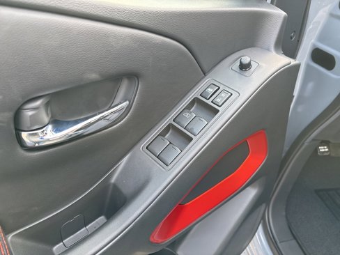 New 2025 Nissan Frontier PRO-4X image 9