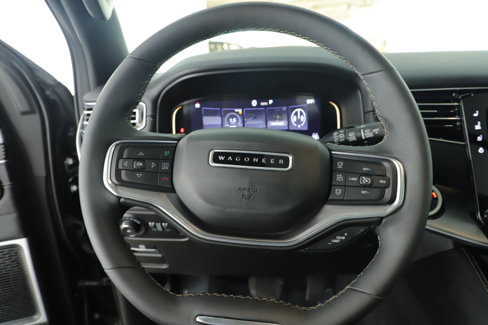 Used 2024 Jeep Wagoneer Series II image 23