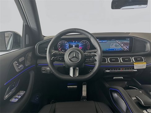 New 2026 Mercedes-Benz GLS 580 4MATIC image 23