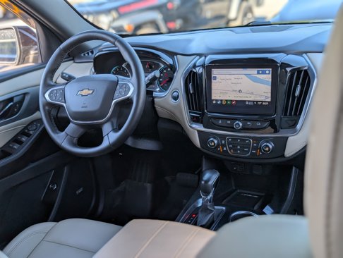 Used 2022 Chevrolet Traverse LT w/ LT Premium Package image 15