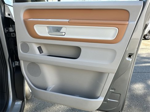 New 2025 Volkswagen ID. Buzz 1st Edition image 23