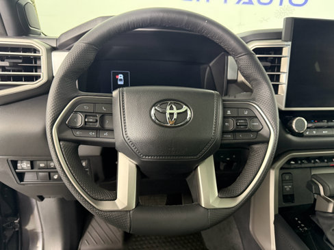Used 2025 Toyota Tundra Limited image 21