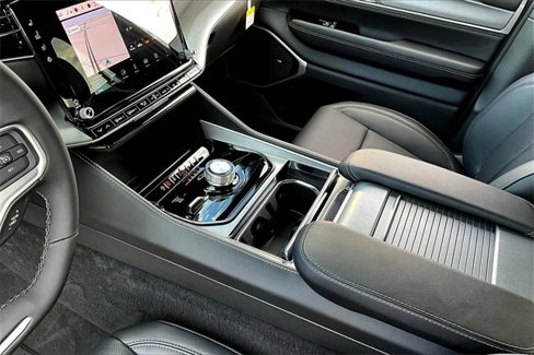 New 2025 Jeep Wagoneer Series II image 8