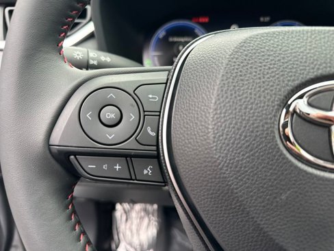 Certified 2025 Toyota RAV4 XSE image 19
