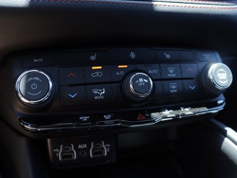 New 2025 Dodge Durango R/T w/ Blacktop Package image 18