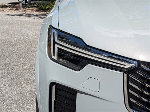 New 2026 Volvo XC90 B5 Plus image 10
