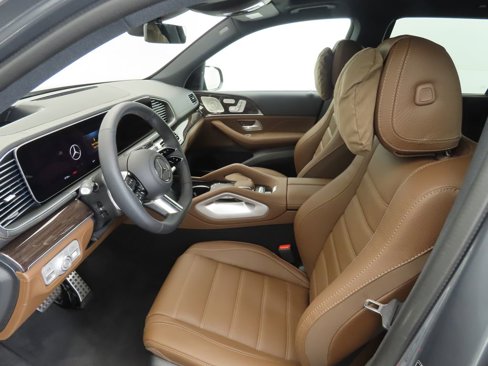 New 2026 Mercedes-Benz GLS 580 4MATIC image 21