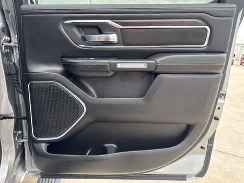 Used 2025 RAM 1500 Laramie w/ Laramie Southwest Edition image 14