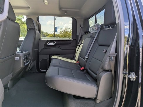 New 2026 GMC Sierra 2500 SLT w/ SLT Premium Package image 14