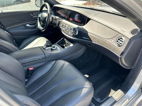 Used 2016 Mercedes-Benz S 550 Sedan image 27