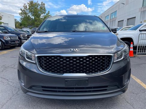 Used 2016 Kia Sedona LX w/ LX Convenience Package image 2