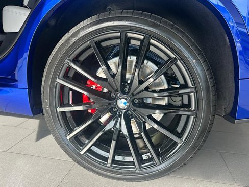 New 2026 BMW X5 M60i image 8
