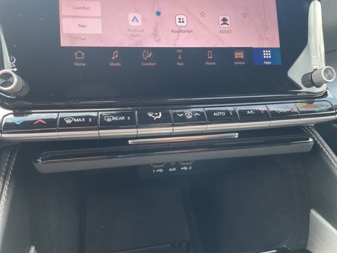 New 2025 Jeep Wagoneer 4WD image 30