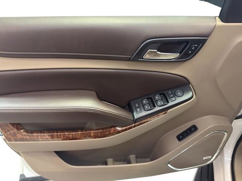 Used 2016 Chevrolet Suburban LTZ image 14