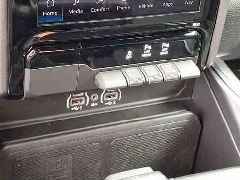 Used 2025 RAM 1500 Big Horn image 31