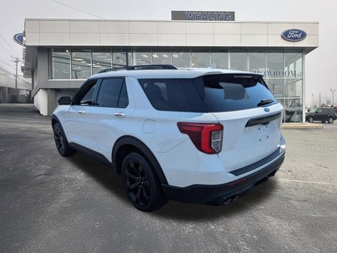 Certified 2022 Ford Explorer ST w/ Equipment Group 401A image 4