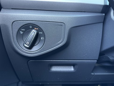 Certified 2021 Volkswagen Atlas SEL Premium image 31