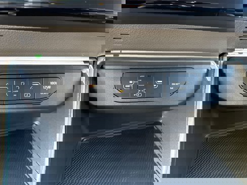 New 2026 Kia Carnival LXS image 35