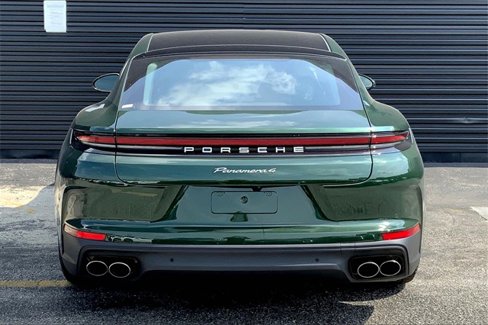 New 2026 Porsche Panamera 4 image 9