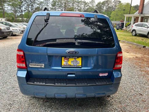Used 2010 Ford Escape XLT image 5