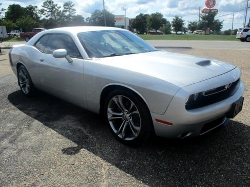 Used 2020 Dodge Challenger R/T image 7