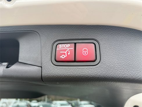 Used 2025 Mercedes-Benz GLA 250 image 10
