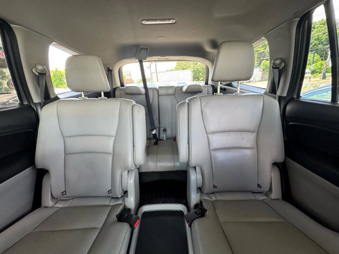 Used 2020 Honda Pilot Touring image 23