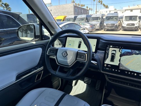 Used 2023 Rivian R1T Adventure image 29