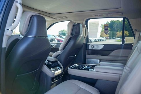 Used 2023 Lincoln Navigator Reserve w/ Equipment Group 201A image 35