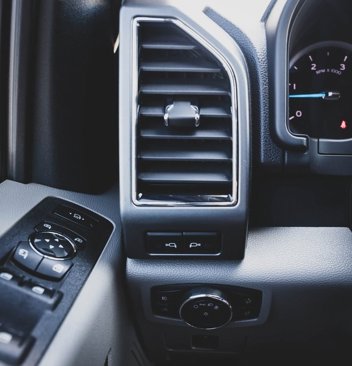 Used 2019 Ford F250 XLT w/ XLT Value Package image 14